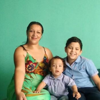 Babysitter Colombo: Daiane