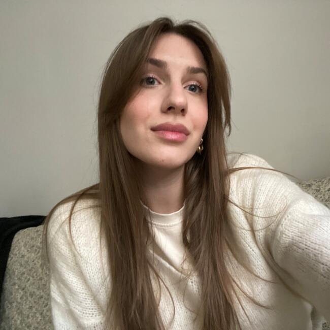 Bebisiterka u Beograd: Nina