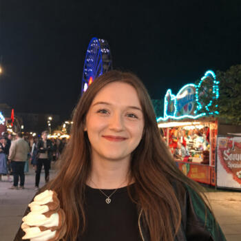 Babysitter in Vienna: Lena