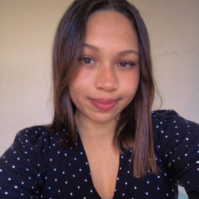 Babysitter in São Bento do Sul: Jayne