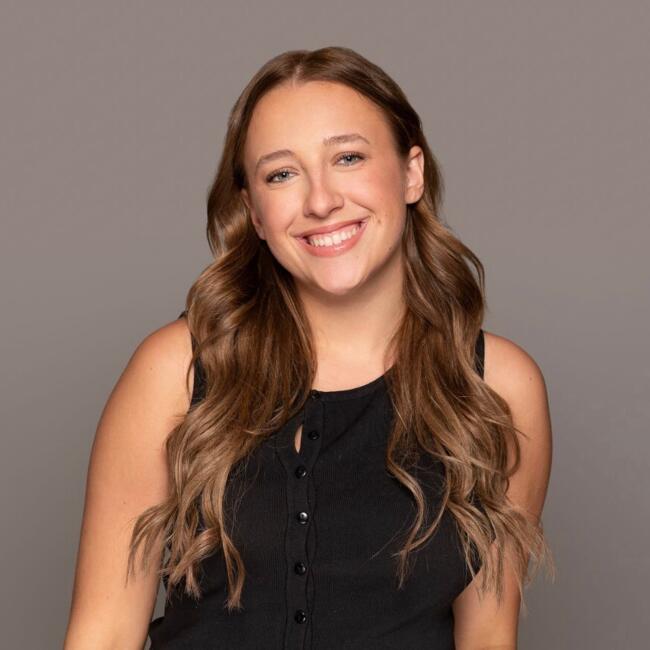 Babysitter in Melbourne: Hollie