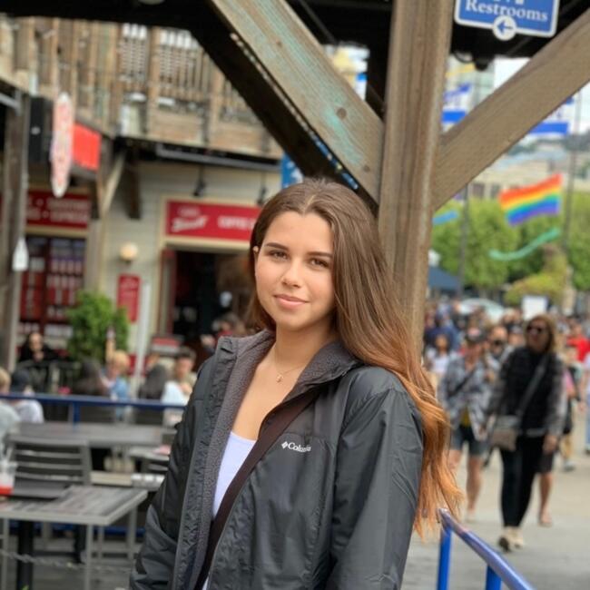 Babysitter in Hayward: Iveth