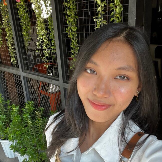 Babysitter in Bangkok: Mya Pwint
