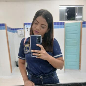 Babysitter in Santarém: Brenda