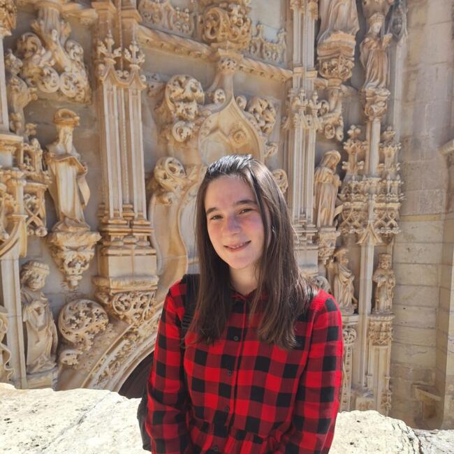 Babysitter in Tondela: Inês