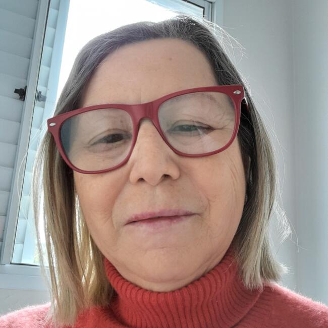 Babysitter in Osasco: Eda