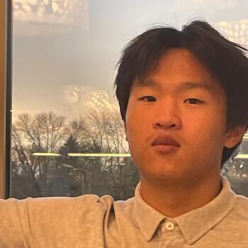 Babysitter in Milwaukee: Xinjie