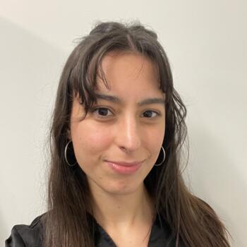 Babysitter i København: Abril