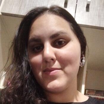 Babysitter in Curitiba: Layra