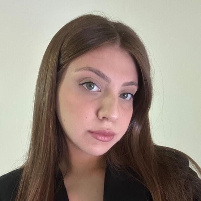 Babysitter in Naples: FRANCESCA