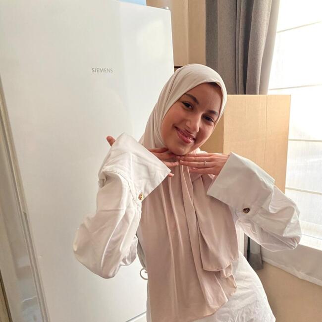 Babysitter in Lokeren: Maryam