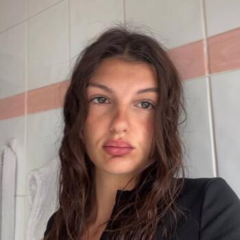 Babysitter in Sint-Genesius-Rode: Tatiana
