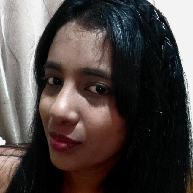 Babysitter in Centre de Flacq: Darshini