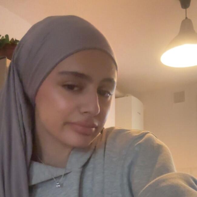 Baby-sitter à Paris: Kenza