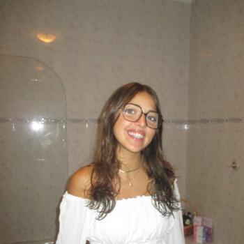Babysitter em Colares: Sara