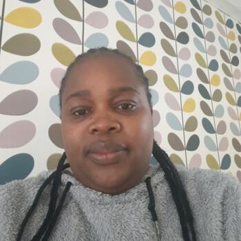 Babysitter in Port Elizabeth: Sharon