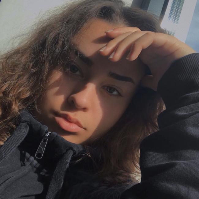 Babysitter in Mafra: Lara Santos