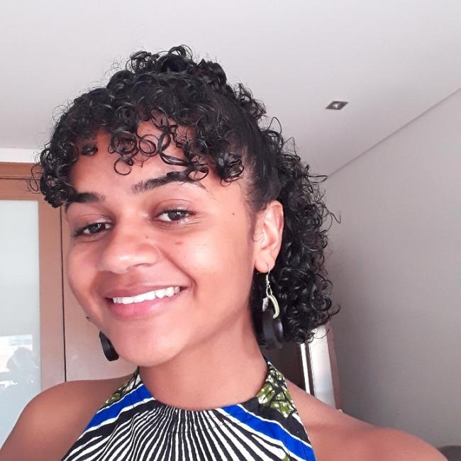 Babysitter in Odivelas: Karina