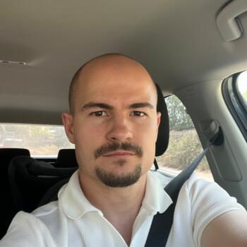 Babysitting job in Coloniţa: babysitting job Nicolae