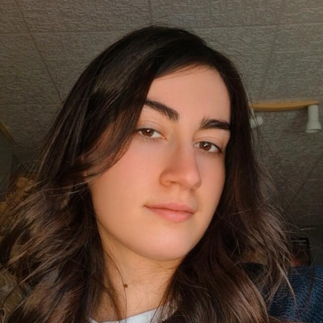 Babysitter in Carnières: Juliette