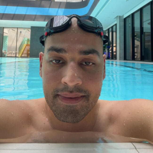 وظيفة جليسة أطفال في جدة: Abdullah