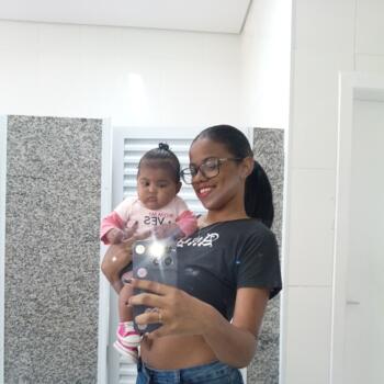 Babysitting job in Santana de Parnaíba: babysitting job Mya