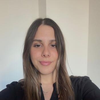 Babysitter in La Plata: Iara