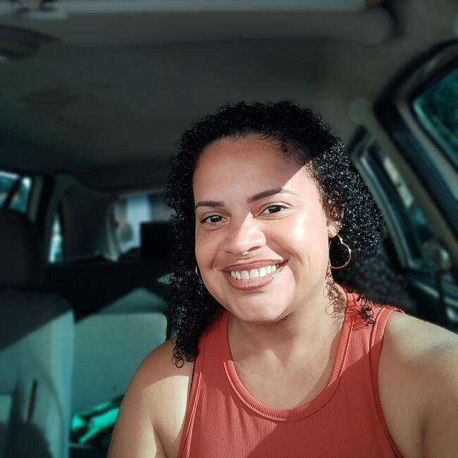 Babysitter in Santo Antônio de Jesus: Girlanny