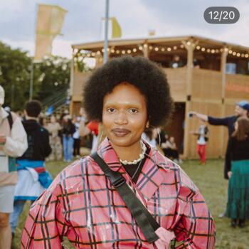 Babysitter in Asnières-sur-Seine: Sirandou