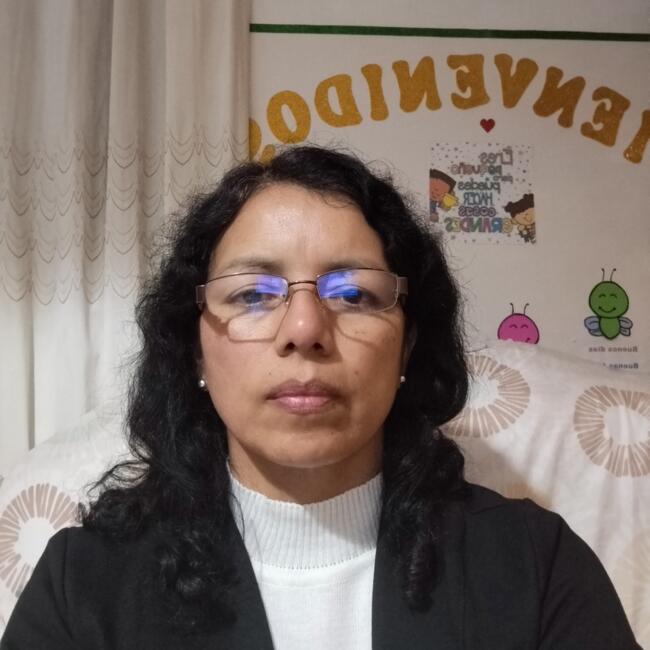 Niñera en Trujillo: Ana