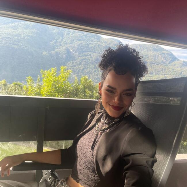 Babysitter in Bellinzona: Laura
