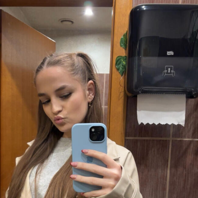 Dadilja u Sesvete (Grad Zagreb): Ema