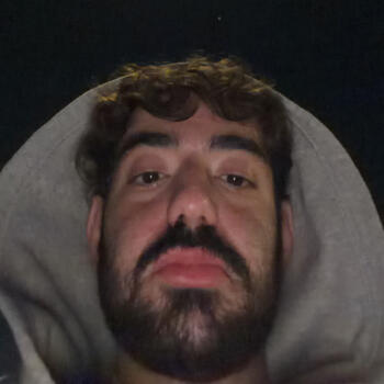 Babysitter Los Angeles: Hassan