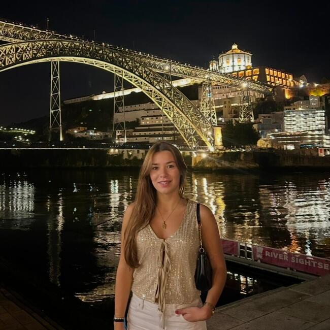 Babysitter in Porto: Diana