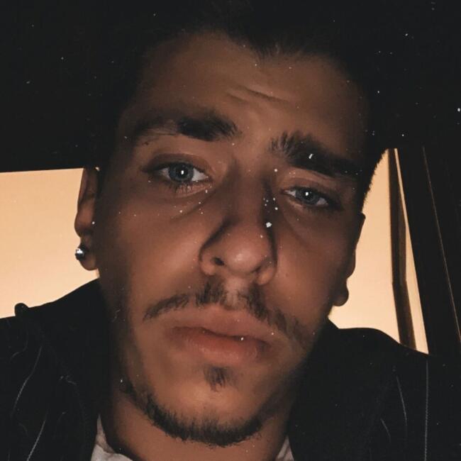 Babysitting job in Vila Nova de Gaia: Sérgio