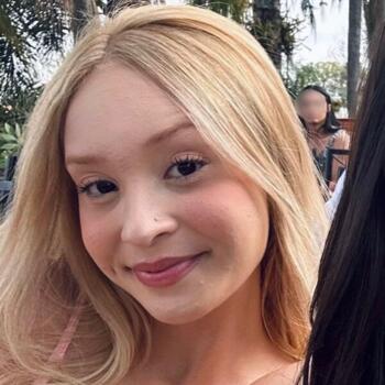 Babysitter in Rio das Pedras: Sofhia