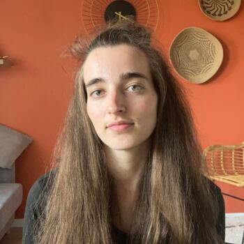 Babysitter in Bray: Nina