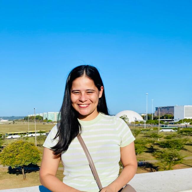 Babysitter in Brasília: Maria