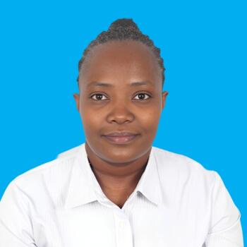 جليسة أطفال في الدوحة: Maggie