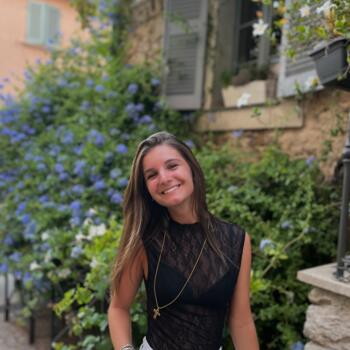 Babysitter in Rochefort-du-Gard: Eva