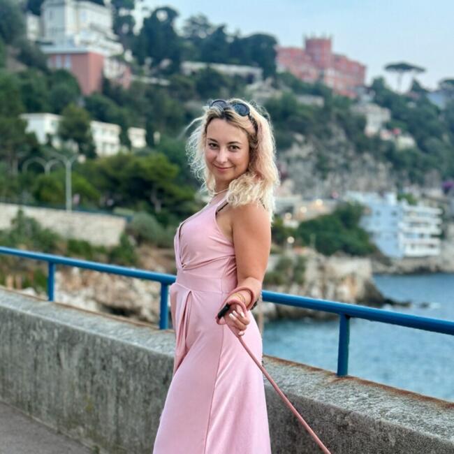 Babysitter in Nice: Rosalyn