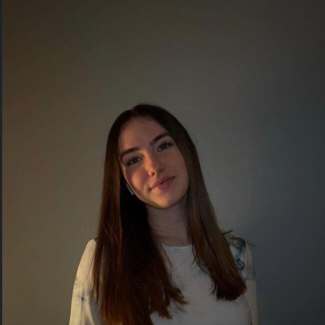 Babysitter in Saint-Germain-lès-Arpajon: Marylou