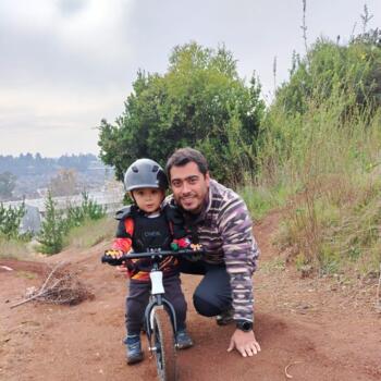 Babysitting job in Limache: babysitting job David