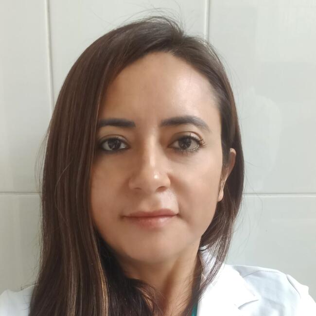 Babysitter in Brooklyn: Claudia González