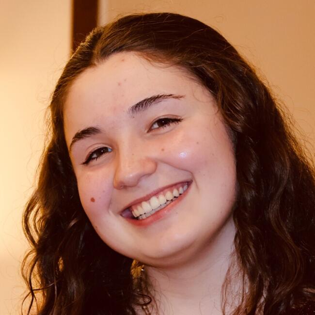 Babysitter in Plémet: Anais