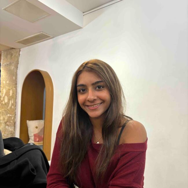 Babysitter in Singapore: Malvika