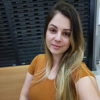 Babysitter Mogi das Cruzes: Karina