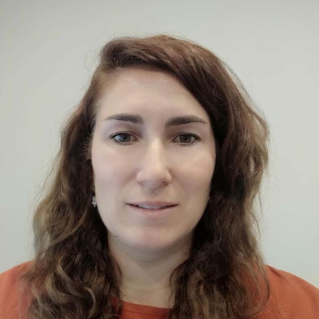 Babysitter in Cadenet: Stephanie