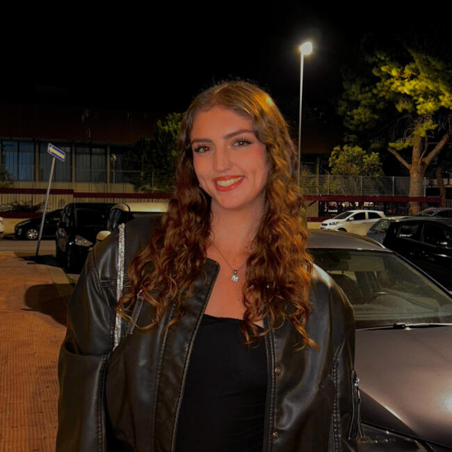 Babysitter a Bari: Maria