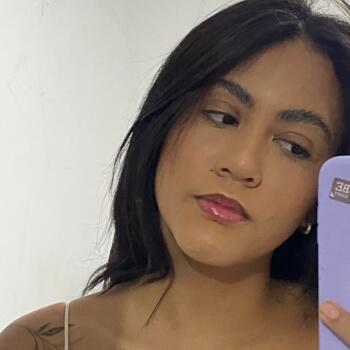Babysitter Ilhabela: Mirella